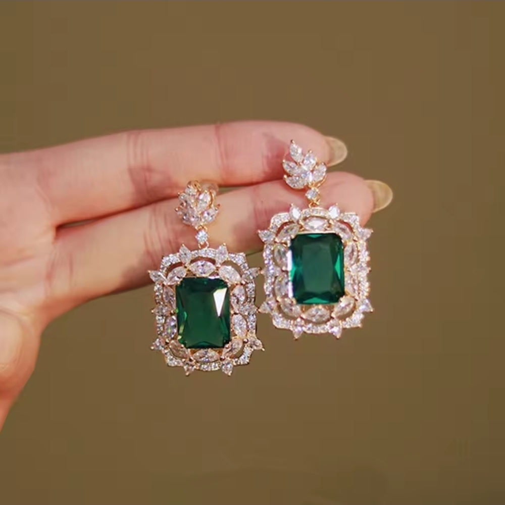 ✨ Emerald Green Statement Zircon Earrings ✨